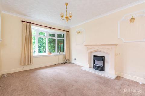 4 bedroom semi-detached house for sale, Highfield Road, Burntwood, WS7