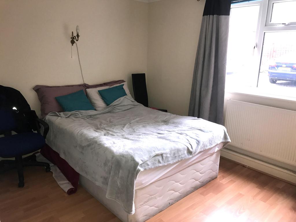 Apartment in NEW MALDEN - More