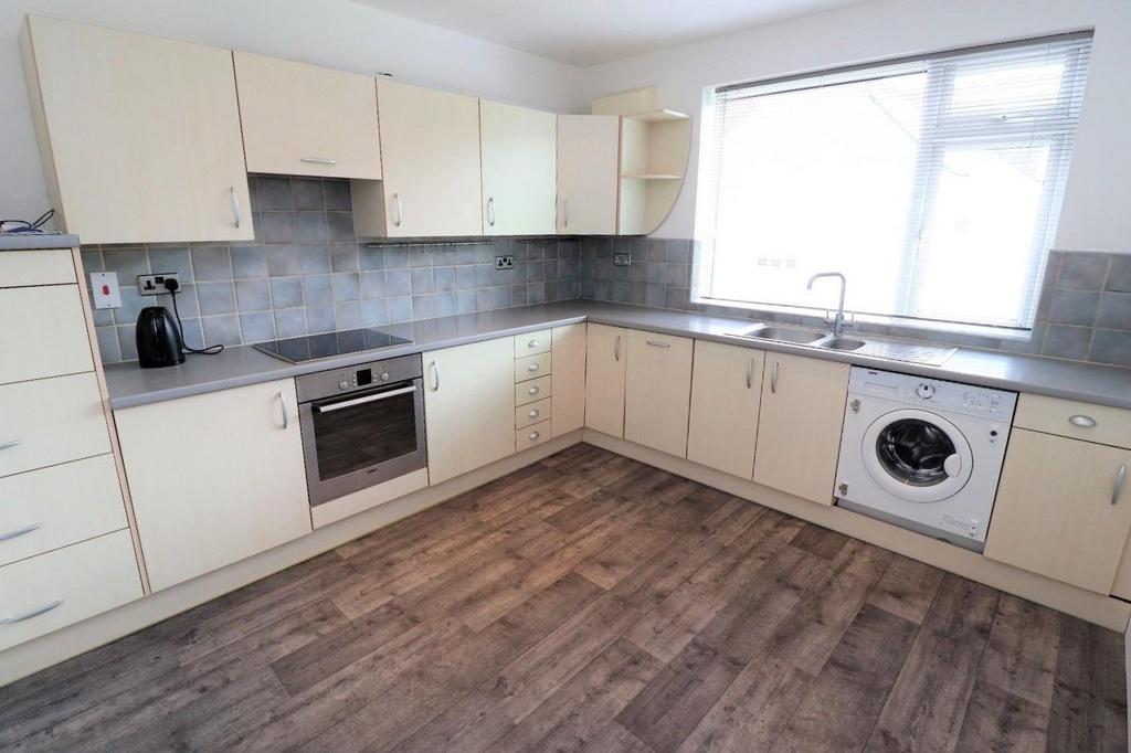 Apartment in Leicester, Knighton - View 4