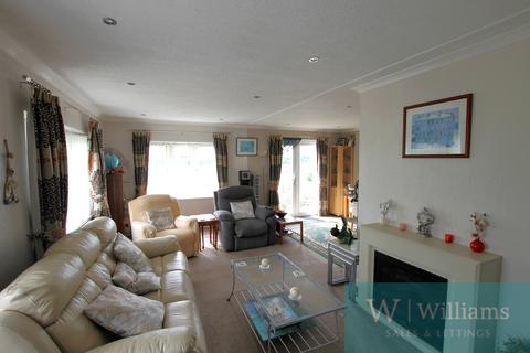 2 bedroom park home for sale, Medina Park, Folly Lane, East Cowes, Isle of Wight