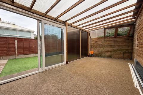 undefined, Wimbledon Avenue, FY5