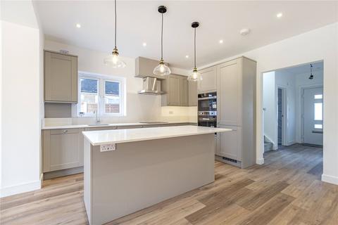 4 bedroom detached house for sale, New Haw Road, New Haw Road, Addlestone, Surrey, KT15