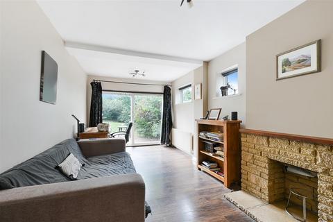 undefined, Roundwood Way, Banstead