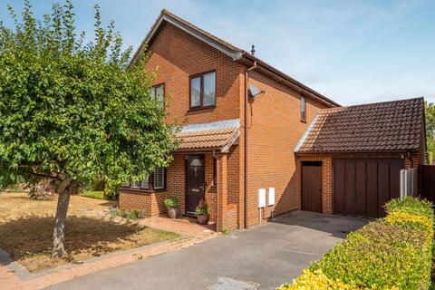 4 bedroom detached house for sale, Gregory Drive, Old Windsor