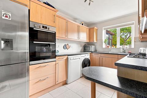 4 bedroom detached house for sale, Gregory Drive, Old Windsor