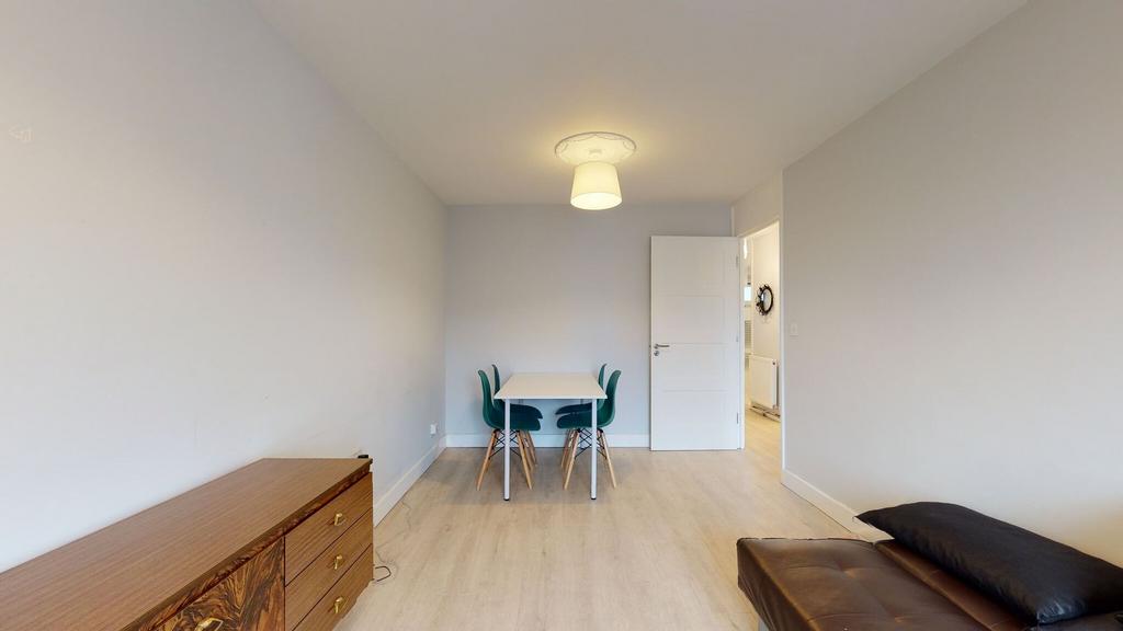 Apartment in London - View 3