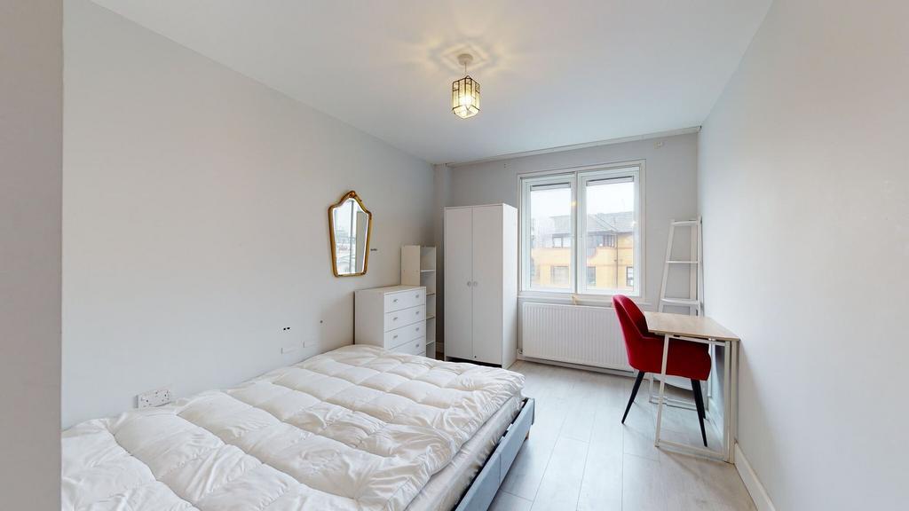 Apartment in London - More