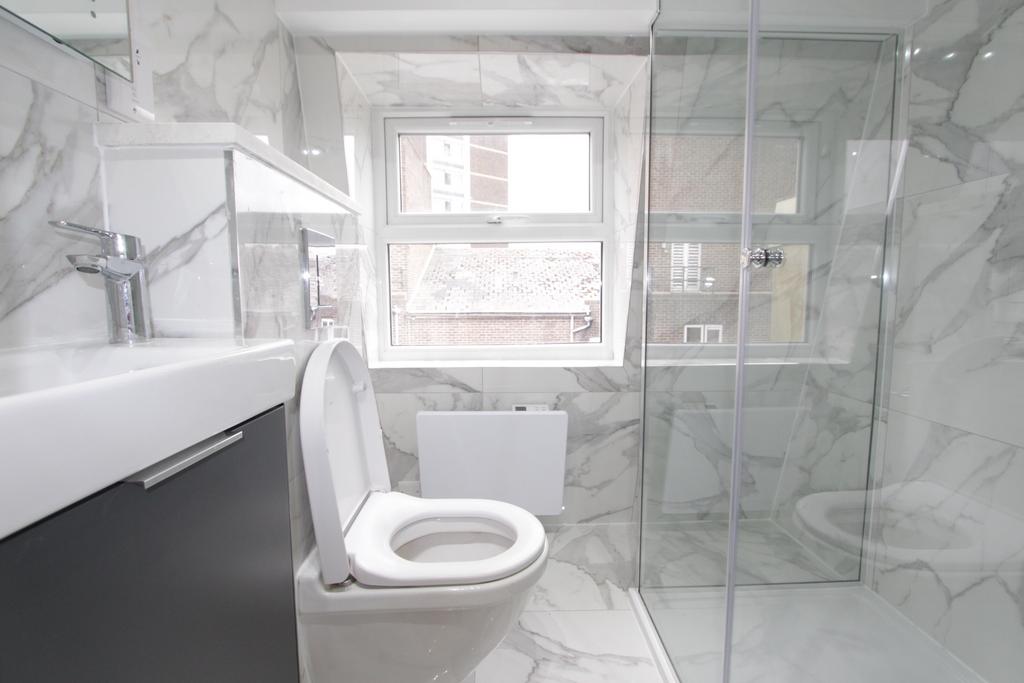 Apartment in London - More