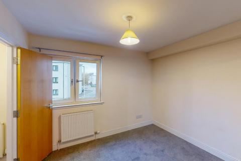 2 bedroom flat for sale, Vasart Court, Perth PH1
