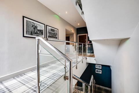 2 bedroom flat for sale, Cuppin Street, Chester CH1