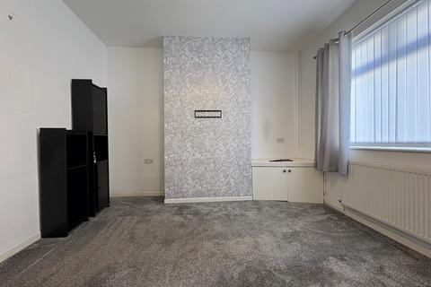 2 bedroom house to rent, Henrietta Street, Leigh, WN7