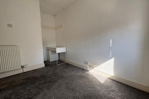 2 bedroom house to rent, Henrietta Street, Leigh, WN7