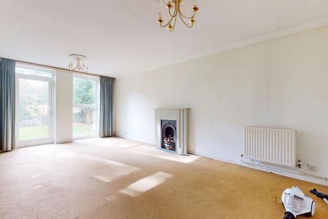 undefined, 40 Lincoln Court, Berkhamsted, Hertfordshire, HP4 3EN