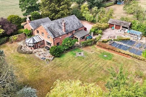6 bedroom detached house for sale, Winsford Road, Cholmondeston, CW7
