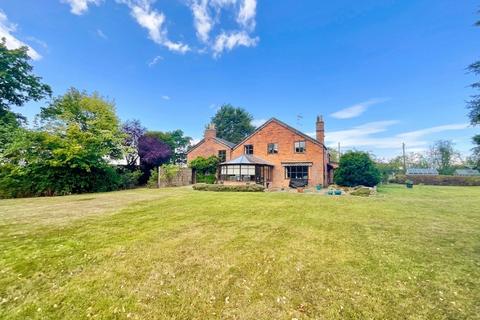6 bedroom detached house for sale, Winsford Road, Cholmondeston, CW7