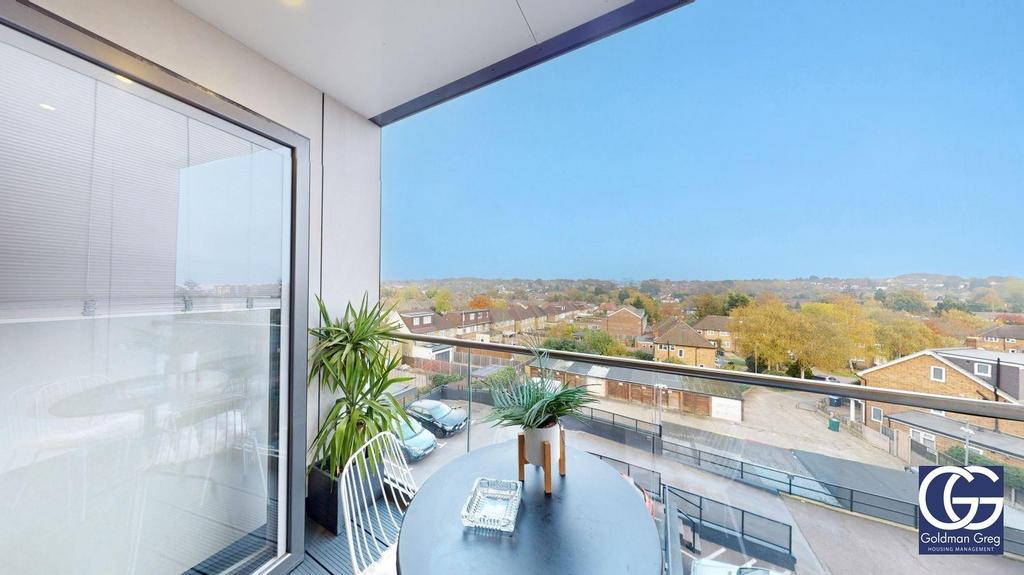 Apartment in London, Oakleigh Park, New Barnet - View 3