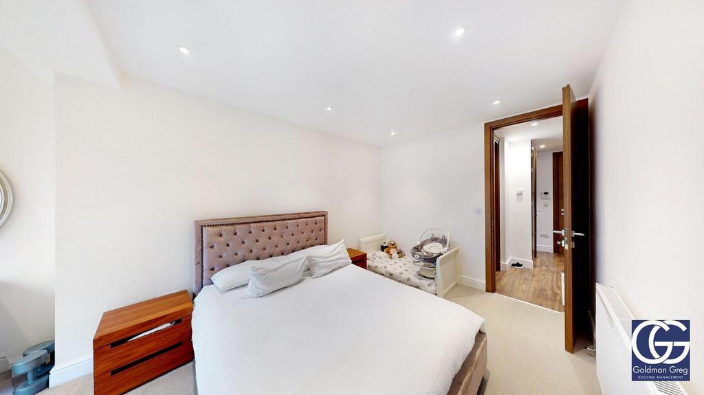 Apartment in London, Oakleigh Park, New Barnet - View 5