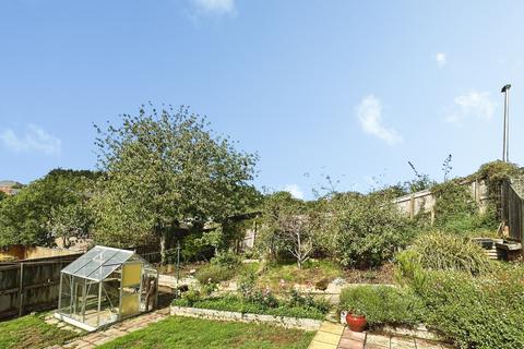 2 bedroom bungalow to rent, Anson Road, Exmouth EX8