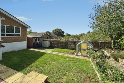 2 bedroom bungalow to rent, Anson Road, Exmouth EX8