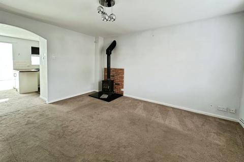 3 bedroom end of terrace house to rent, Byron Way, Exmouth EX8