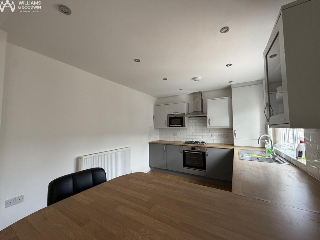 House in Bangor, Gwynedd - View 5