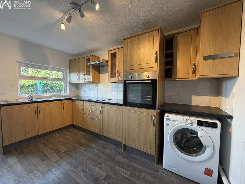 House in Bangor, Gwynedd - View 3
