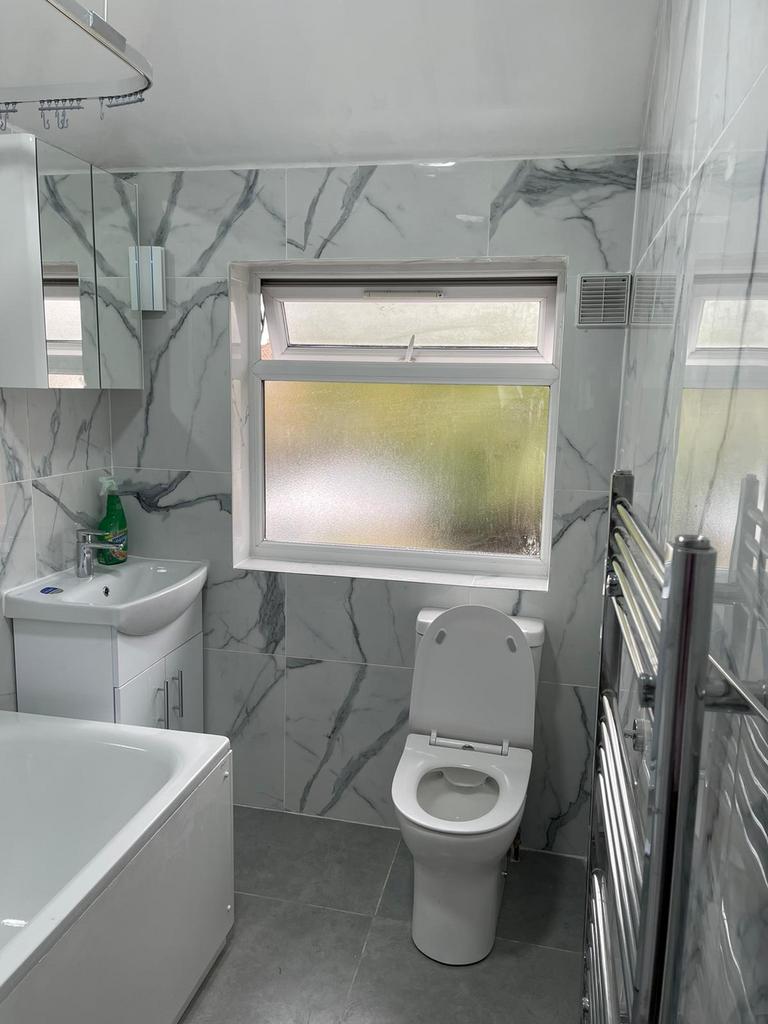 House in London - View 4