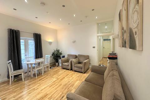 1 bedroom flat to rent, Alexandra Terrace, Exmouth EX8