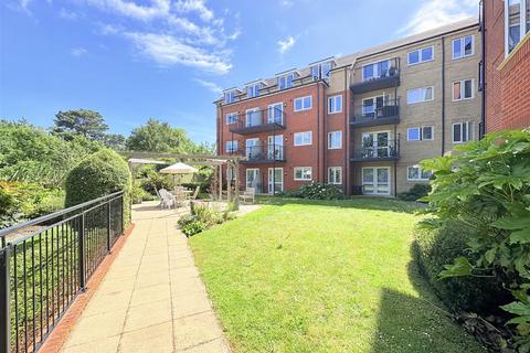 1 bedroom retirement property for sale, 8 Botley Road, Southampton SO31