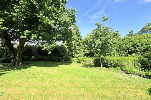 1 bedroom retirement property for sale, 8 Botley Road, Southampton SO31