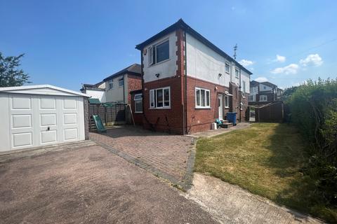 4 bedroom detached house to rent, Windsor Road, Prestwich M25