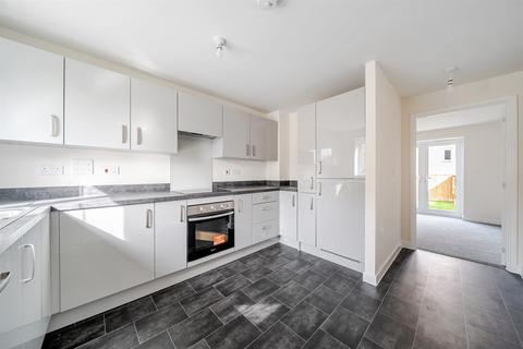 2 bedroom end of terrace house to rent, Furnace Drive, S81