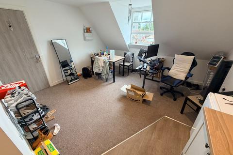 1 bedroom flat to rent, St. Nicholas Street, THETFORD