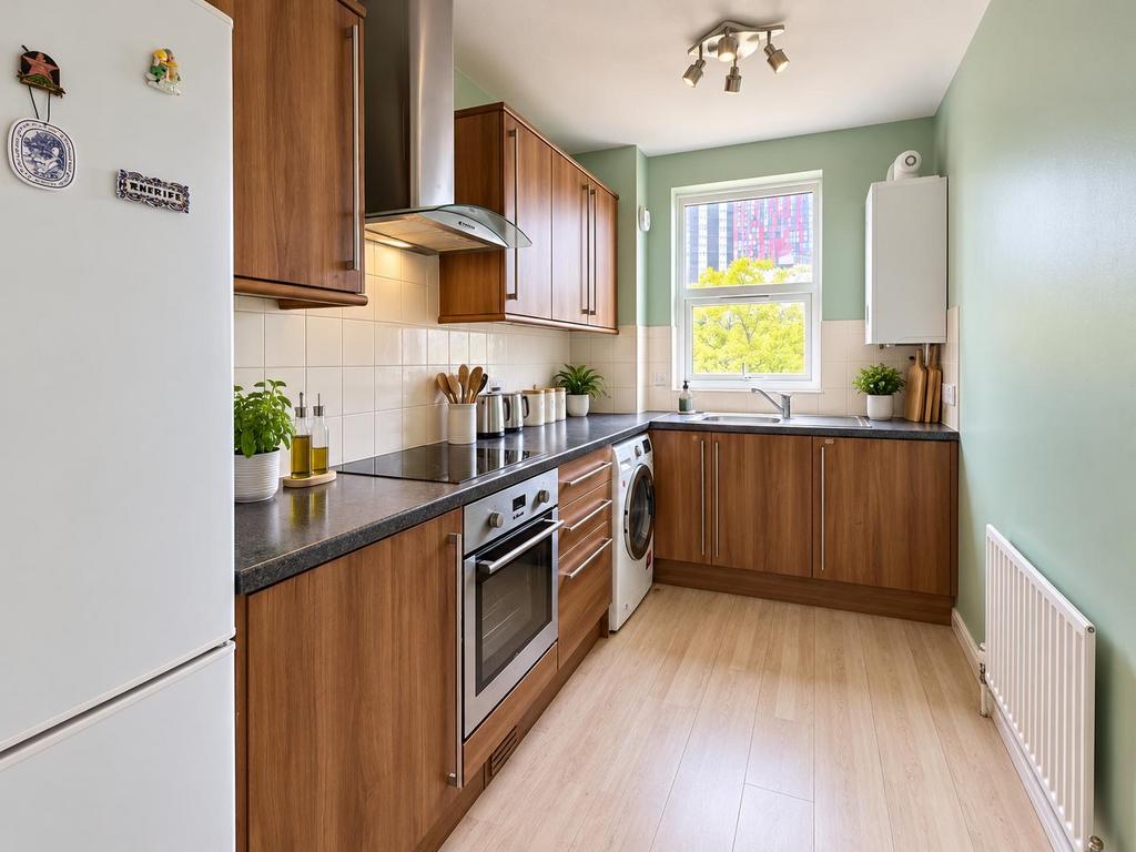 Apartment in Croydon - View 2
