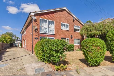 Cumberland Road, Ashford, Surrey, TW15
