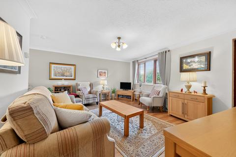 undefined, Dundonald Crescent, Newton Mearns, Lanarkshire, G77