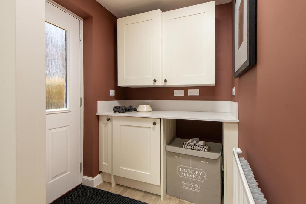 House in Grimsby - More