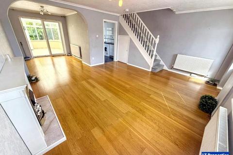 3 bedroom semi-detached house to rent, Luton LU2