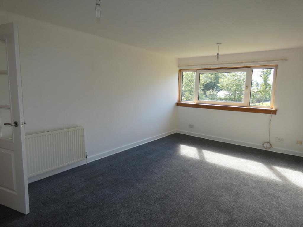 Apartment in Sighthill - View 2