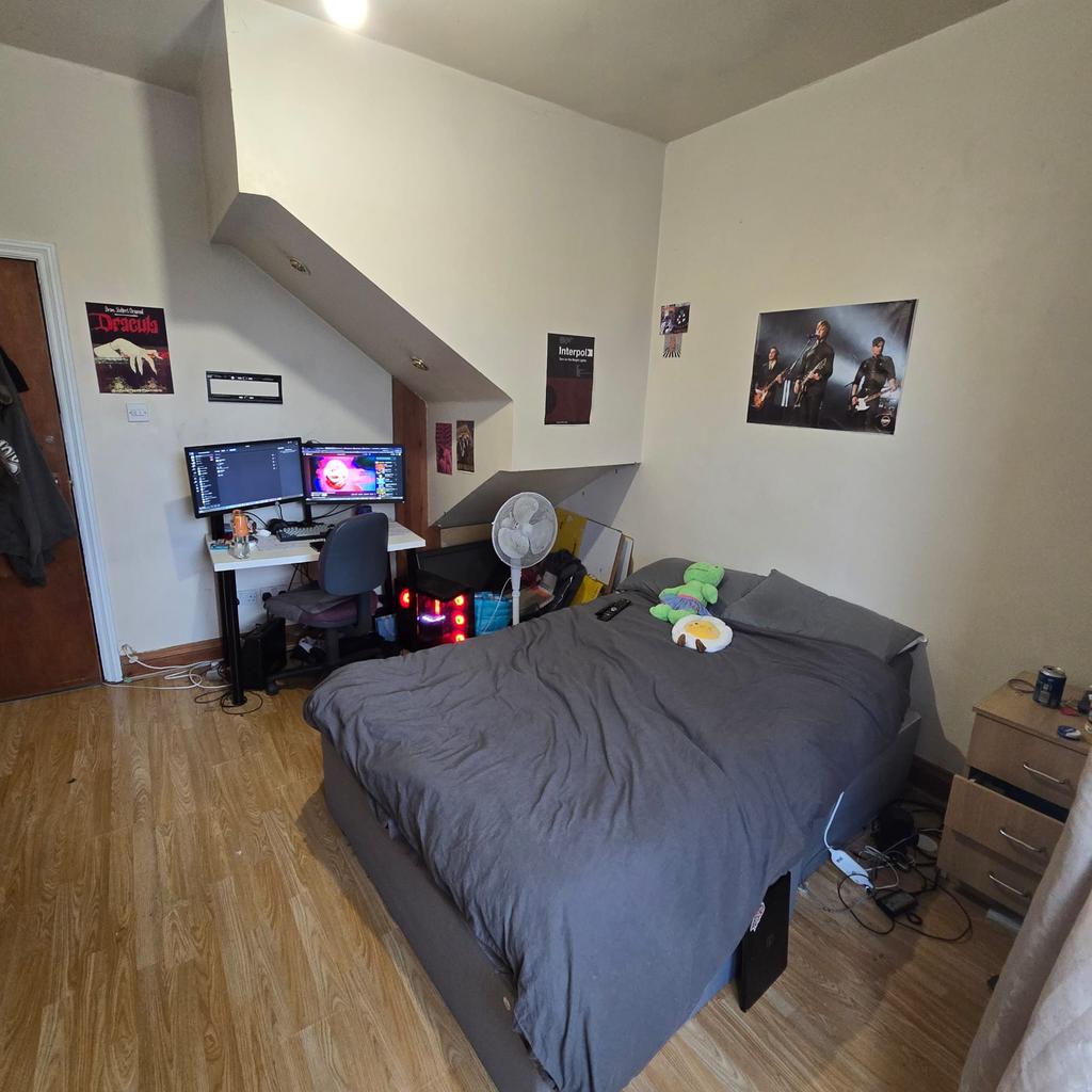 Apartment in Birmingham, Selly Oak - View 2