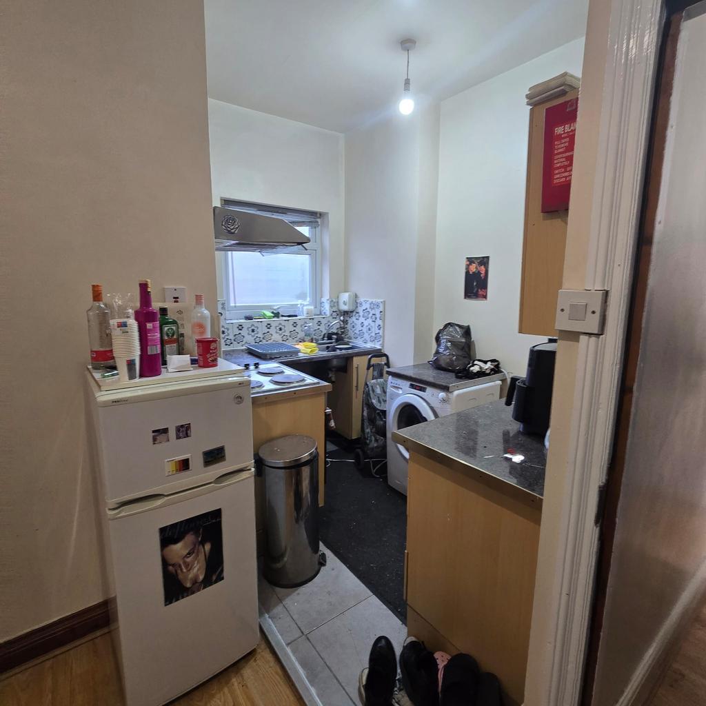 Apartment in Birmingham, Selly Oak - View 5