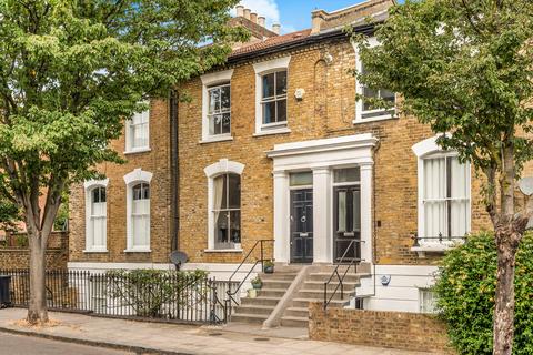 3 bedroom terraced house for sale, Queen Margarets Grove, Islington N1