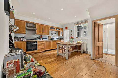 3 bedroom terraced house for sale, Queen Margarets Grove, Islington N1
