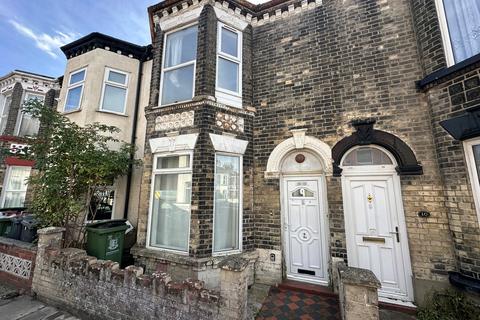 2 bedroom flat to rent, Anson Road, GREAT YARMOUTH