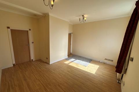 2 bedroom flat to rent, Anson Road, GREAT YARMOUTH