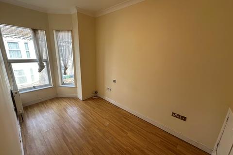 2 bedroom flat to rent, Anson Road, GREAT YARMOUTH
