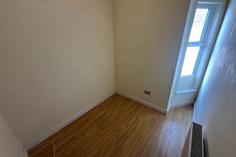 2 bedroom flat to rent, Anson Road, GREAT YARMOUTH