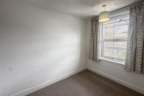 Studio to rent, Newton Abbot, TQ12