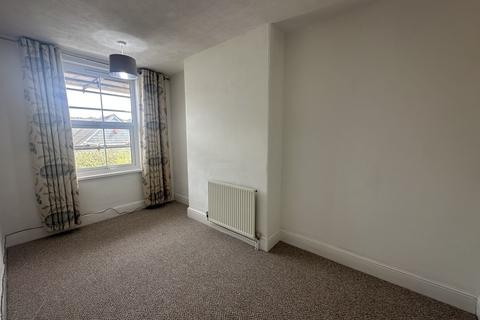 Studio to rent, Newton Abbot, TQ12