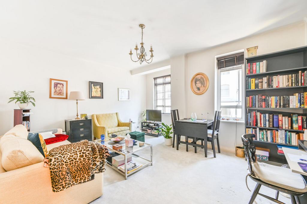 Apartment in London - View 2